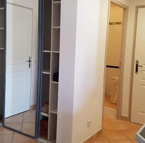 Loft Dans Cadre De Verdure Apartman